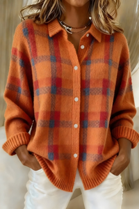 Wilma | Ternet strikjakke med knapper