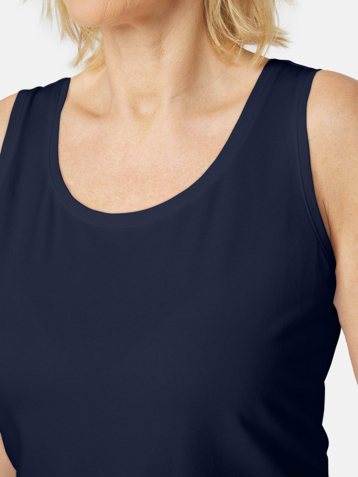 Basis Top - Navy - Rund Hals