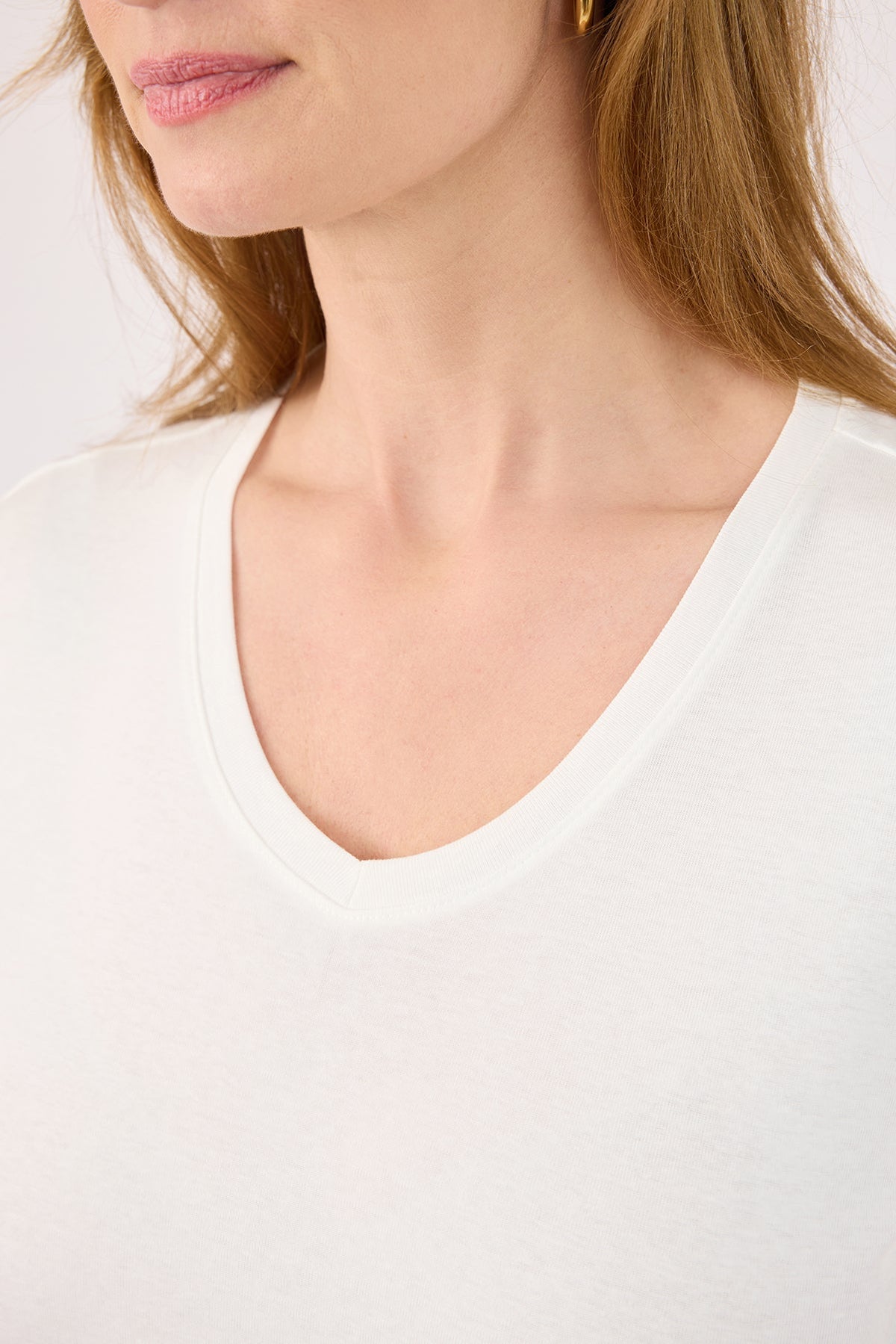 Kortærmet T-shirt - Råhvid - V-Hals