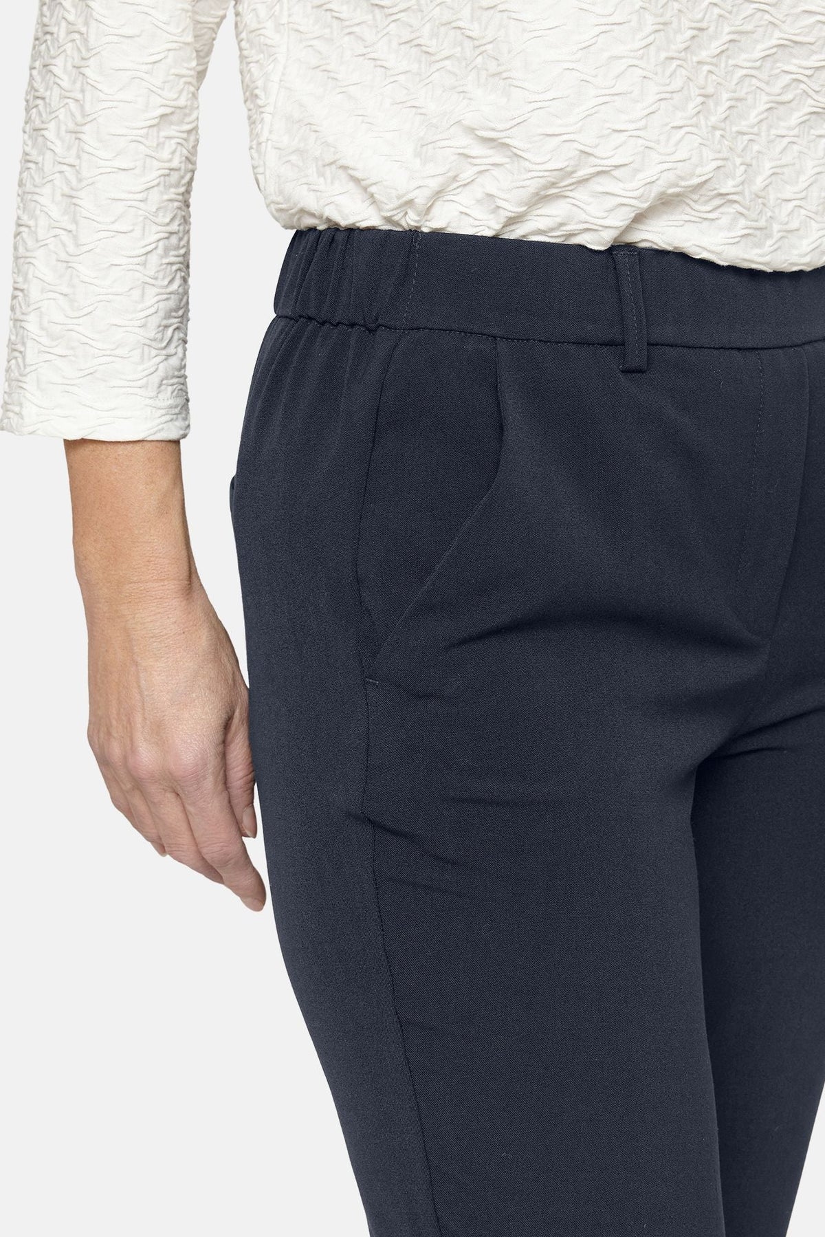 Sofie Bukser - Navy - Slim Fit / Elastik i Taljen