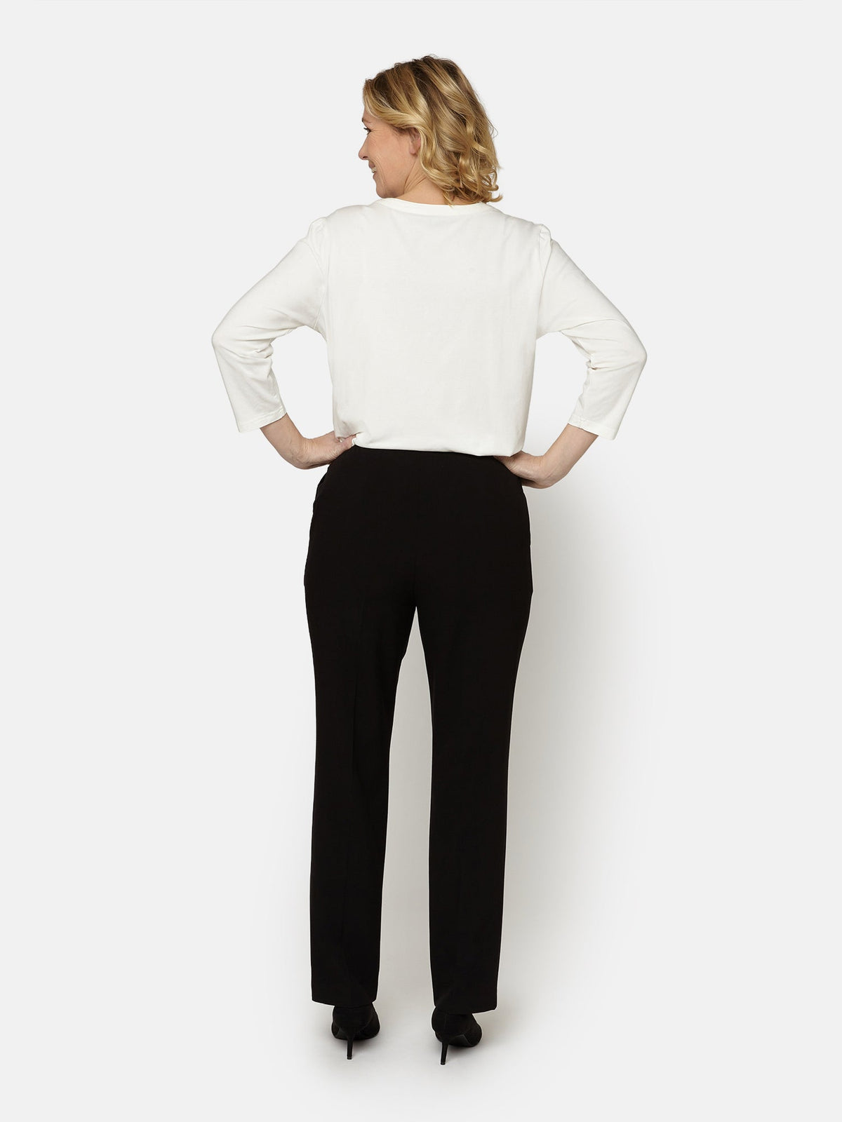 Anna Bukser - Sort - Regular Fit - Elastik i Taljen