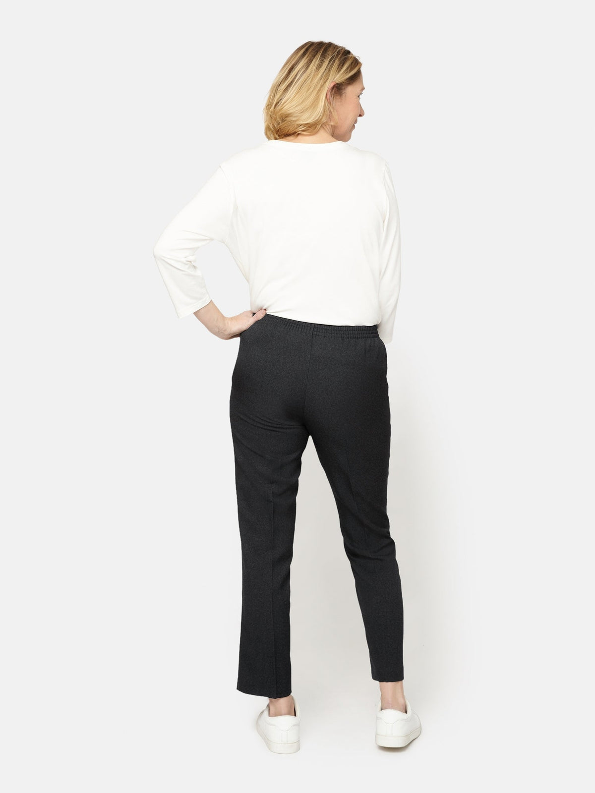 Anna Bukser - Sort - Regular Fit - Ekstra Kort