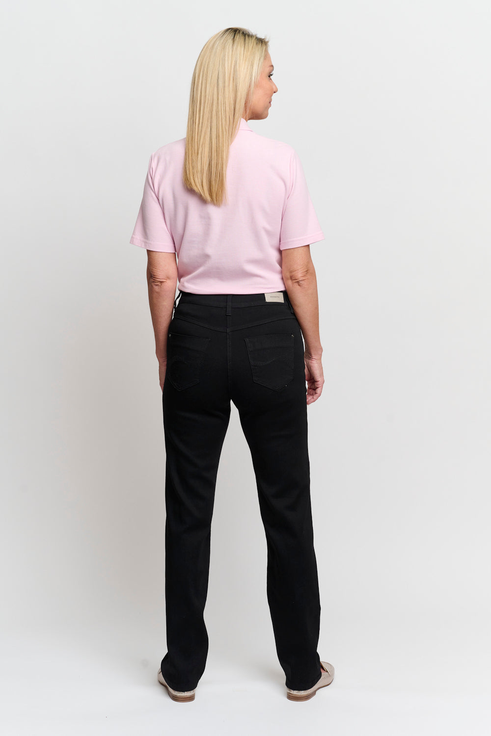 Ingrid Jeans - Sort - Straight Fit - Brede Lægge