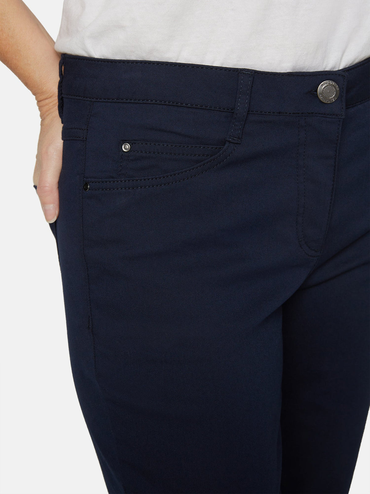 Madelaine Superstretch Jeans - Navy - Straight Fit