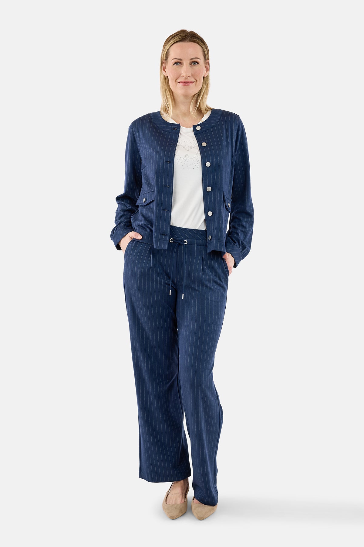 Let Jakke - Navy - Stribet med Knaplukning