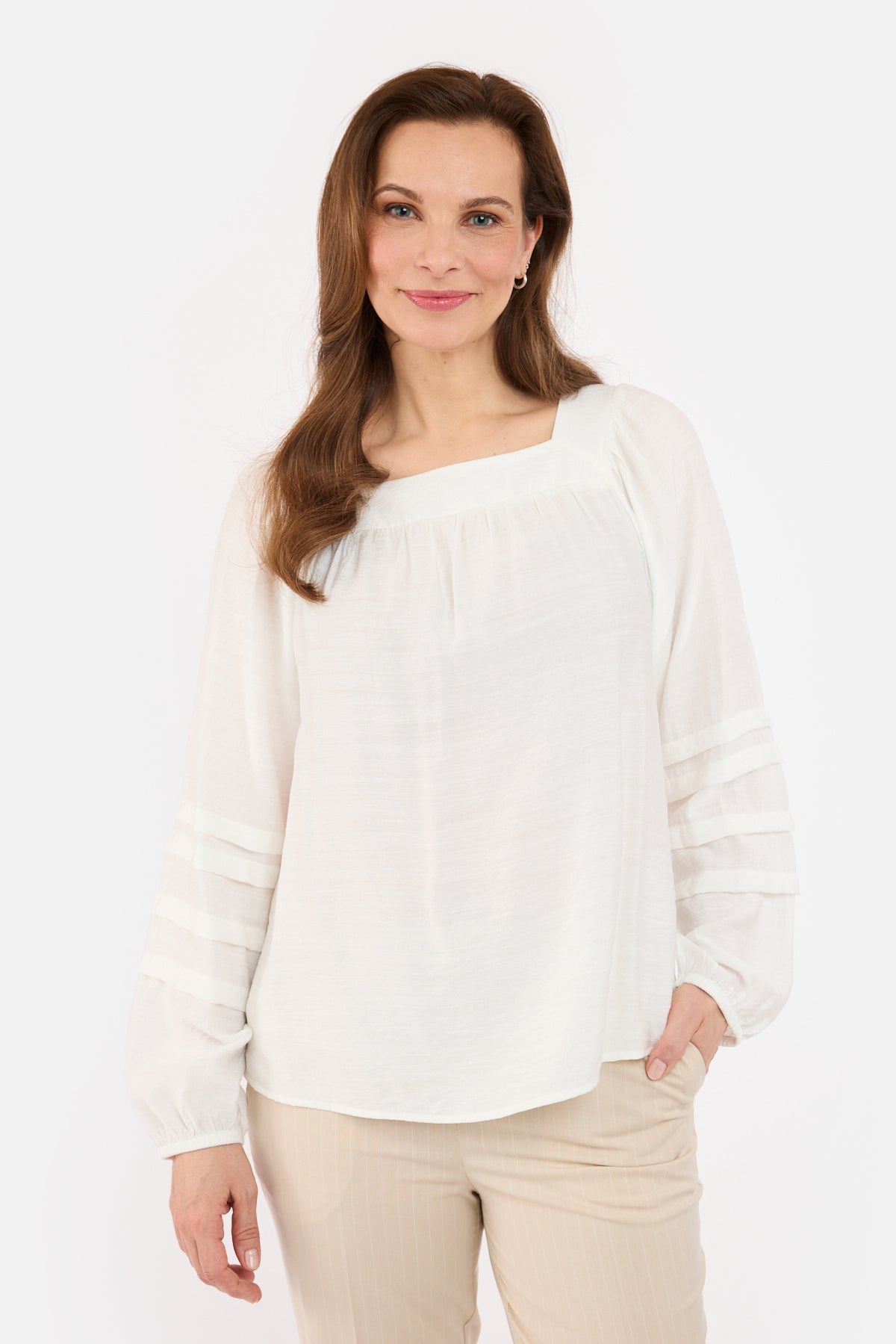 Langærmet Bluse - Offwhite - Firkantet Hals