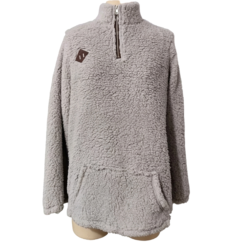 Liva | Lun oversized pullover med halv lynlås