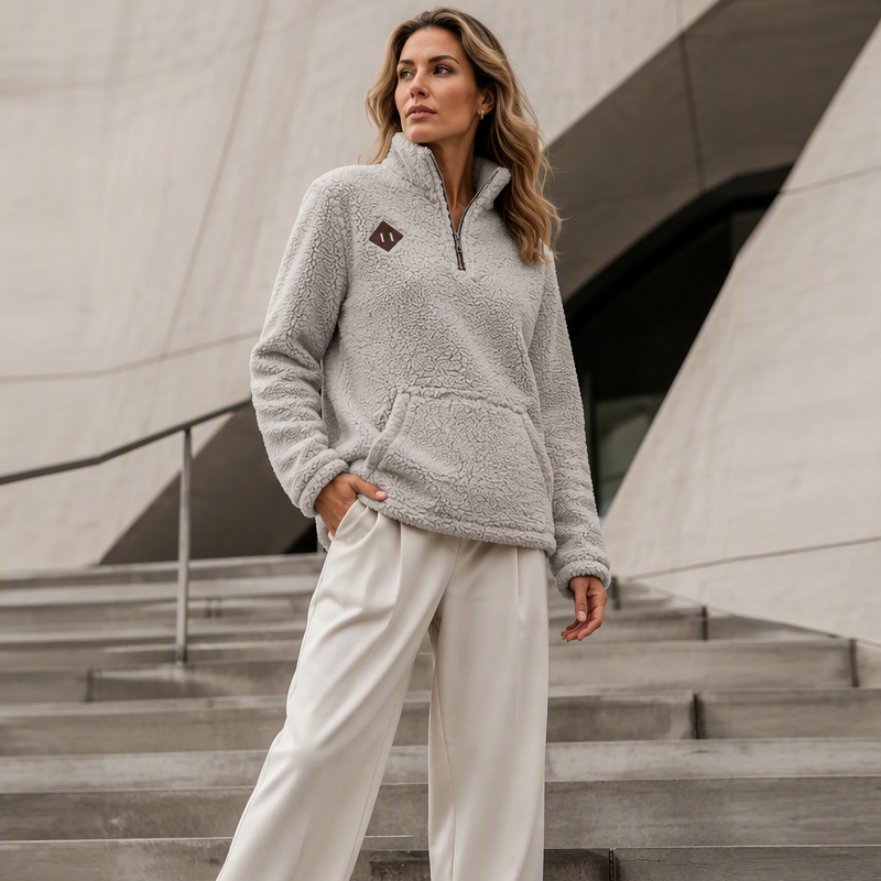Liva | Lun oversized pullover med halv lynlås